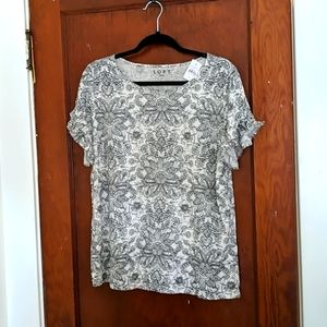 NWT Loft black and white floral print t shirt